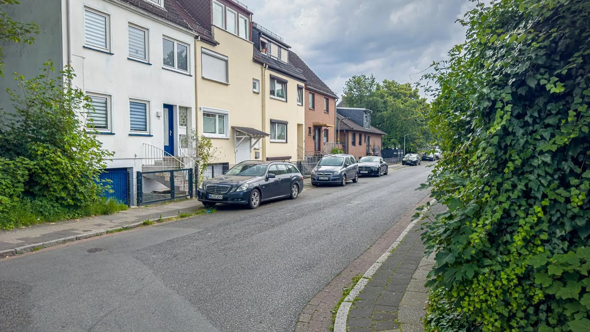 Immostay M#4 Ferien- Apartment, Wifi & Parken, Boxspring-Betten Brémy